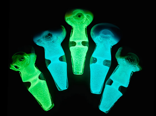 5" Hand Pipe Spoon Glow In The Dark With Color Tube Head